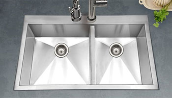 Houzer Bellus series BCD-3322 60/40 double bowl zero radius sink