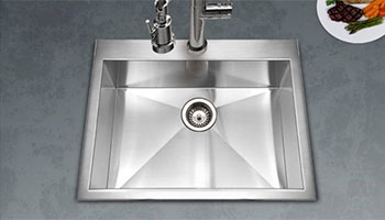 Houzer Bellus series BCS-2522 small single bowl zero radius sink