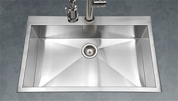 Houzer Bellus series BLS-3322 large single bowl zero radius sink