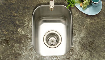 Houzer Club series CS-1307 undermount bar/prep sink