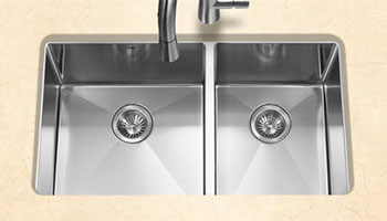 Houzer Savoir series CND-3360 offset double bowl small radius sink